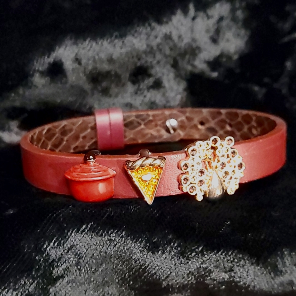 Stella&Dot Keep Collective Bracelet Set